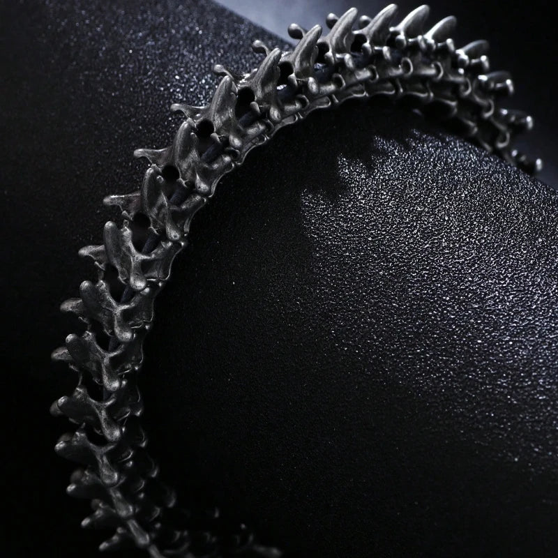 Pulseira de Couro Dragão Sombrio